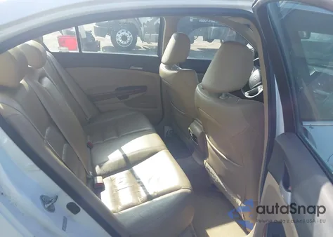 2011 Honda Accord 2.4 Ex-L from USA, damaged, VIN 1HGCP2F84BA038878